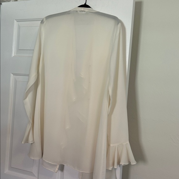 Chic Ivory Ruffle Blouse - Picture 10 of 10